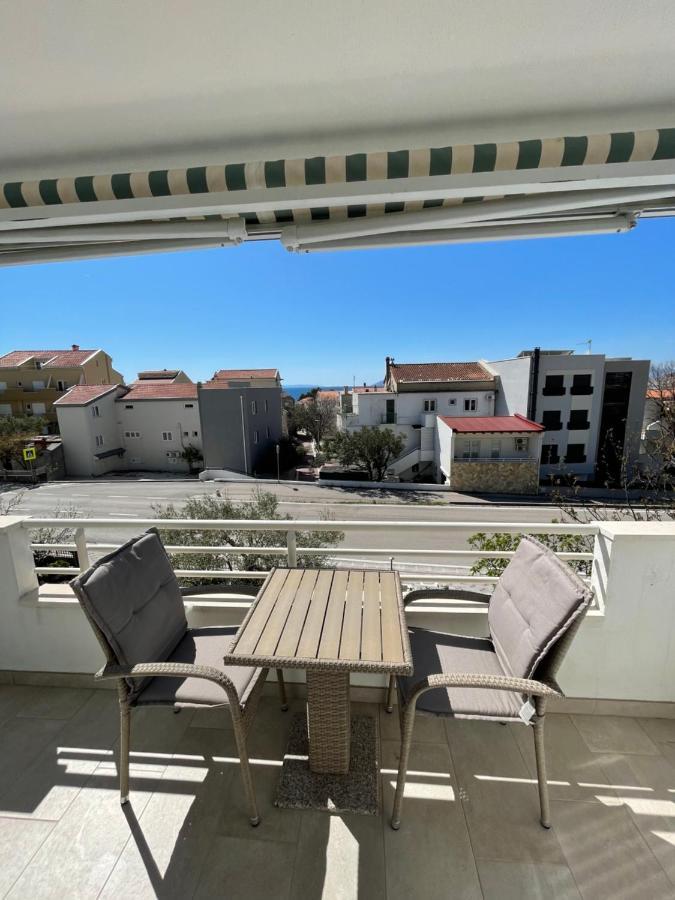 Apartments Ozrenka Tučepi エクステリア 写真